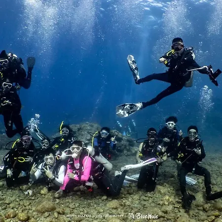 藍洞潛水blue Hole Dive Center Acomodação com café da manhã